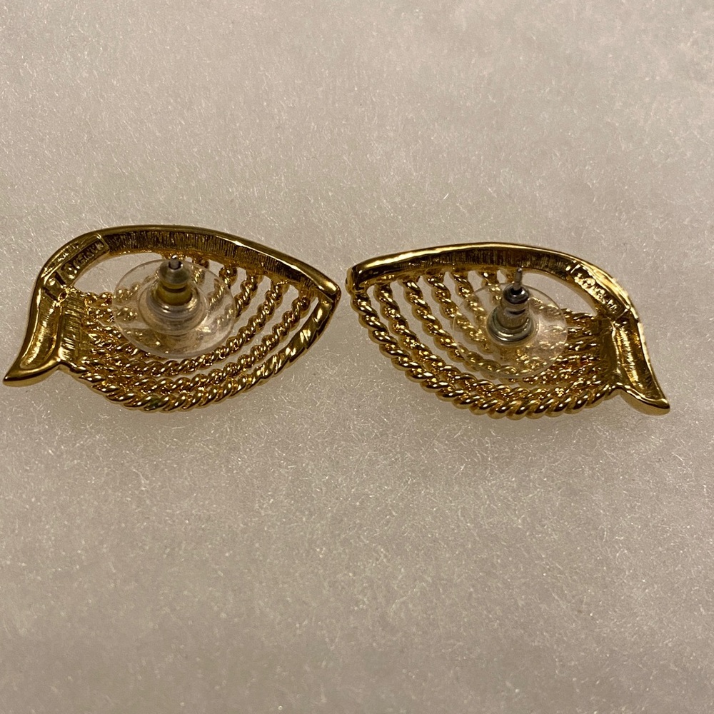 Napier Gold Leaf Necklace and Earring Set - Picture 5 of 6